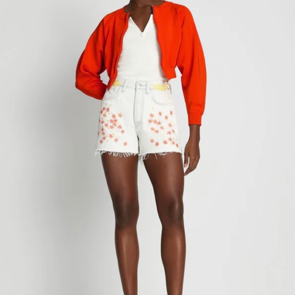 7 For All Mankind NWOT Ruby Easy Short in Bleach Out